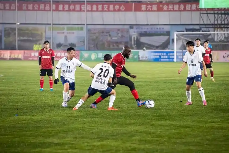欧联杯：塞维利亚 VS 阿森纳